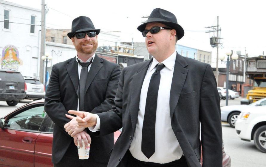 «Blues Brothers» machen “Boxenstopp beim Route 66 Road Rally”