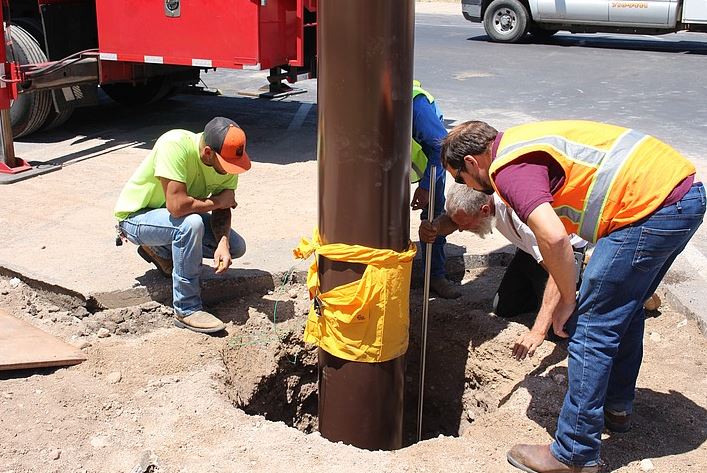 Kingman AZ: Torbogen an der Beale Street