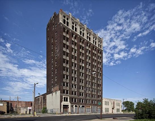 East St. Louis: ”Spivey Building” wird abgebrochen